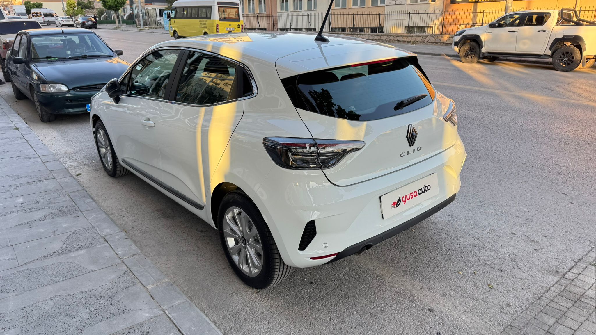 CLİO OTOMATİK
